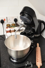 Urabianie ciasta © LidiaAnna