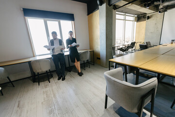 office workers doing brainstorming