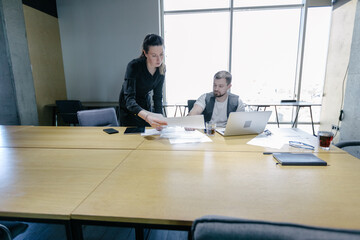 Fototapeta premium office workers working together