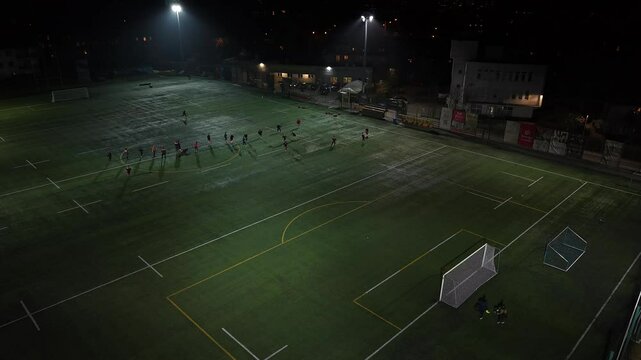 Stadion Rugby Ogniwo Sopot nocą z drona