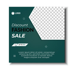 Elegant Green Sale Banner for Fashion Advertising.