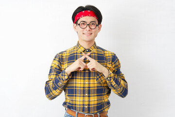 アキバ系の男性　指でばつ印のジェスチャー　白背景