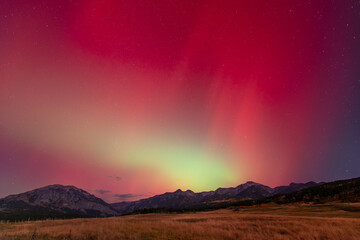 Northern Lights in the Mountains
