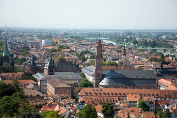 Obraz premium Aerial view landscape and cityscape of Heidelberg old town from Heidelberg Castle at Heidelberg in Baden-Wurttemberg, Germany