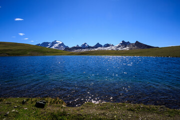 Lago Rosset. Sullo sfondo il Gran Paradiso