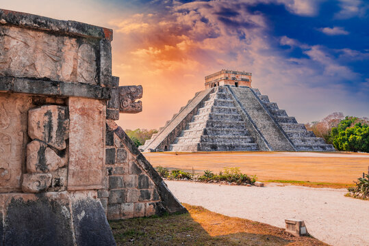 Chichen Itza pyramid, El Castillo, Maya temple with astronomical and cultural significance in Yucatan, Mexico.