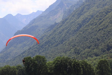 LAGO DE GENOS LONDEVILLE. FRANCIA.