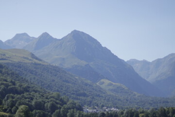 LAGO DE GENOS LONDEVILLE. FRANCIA