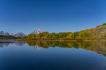 Fototapeta premium Snake River, Oxbow Bend Turn, Moran, Wyoming. Teton Range. Grand Teton National Park fall