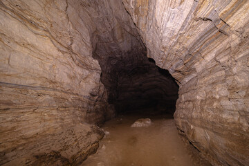 caverna na cidade de Santa Rita do Itueto, Estado de Minas Gerais, Brasil