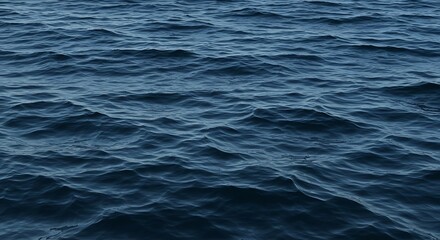 Obraz premium Deep Blue Ocean Waves: A Serene Seascape