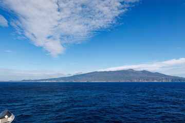 伊豆大島の岡田港から東京へ向け出航する東海汽船さるびあ丸
東海汽船東京湾〜伊豆諸島航路のさるびあ丸船上-2024
