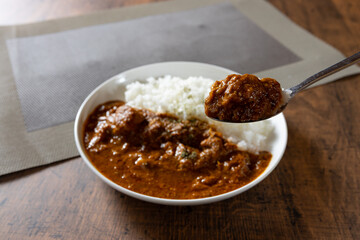 ネパールカレー　レトルトカレー　Nepalese curry, instant curry