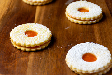 Linzer cookies