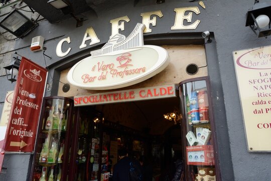 CAFF&Egrave; DEL PROFESSORE, Naples - San Ferdinando, view of the entrance, March 13, 2025