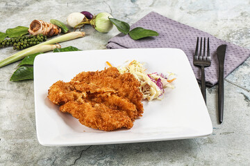 Tonkatsu fried cutlet with cabbage