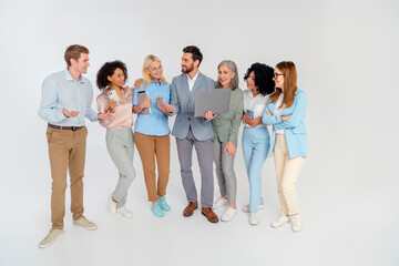 Fototapeta premium Group of diverse professionals working together in an office environment with a modern approach and effective collaboration