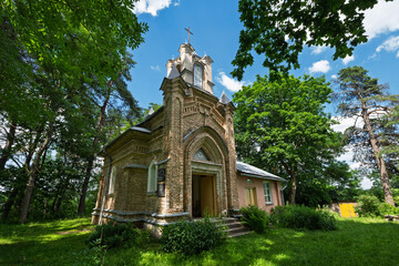 Naklejka premium Ancient chapel tomb, Derevyanchitsy village, Grodno region, Slonim district, Belarus.