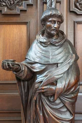 Selbstklebende Fototapeten Mechelen -  The Carved statue of holy from Onze-Lieve-Vrouw-va n-Hanswijkbasiliek church © Renáta Sedmáková