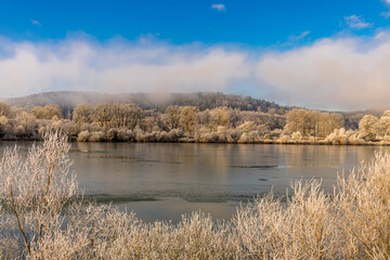 Morgendlicher Winterspaziergang durch die Kalte Jahreszeit im frostigen Werratal bei Immelborn - Thüringen - Deutschland 