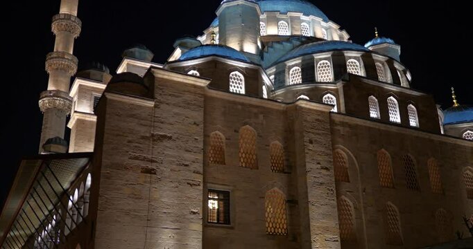 Close View of Yeni Cami (Mosque), Emin&ouml;n&uuml;, Eminonu, Istanbul, Turkey 