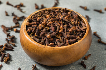 Organic Raw Brown Whole Cloves
