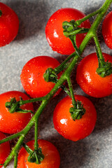 Organic Raw Red Cherry Tomatoes