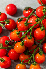 Organic Raw Red Cherry Tomatoes