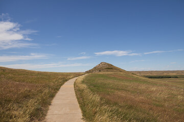 Hiking trail through Agate Fossil Beds National Monument, Nebraska