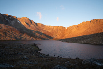 Sunrise light on mountain peaks in Mount Evans, Colorado