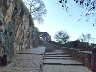 Climbing the Ranthambore Fort’s Historic Steps