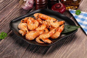 Steamed red prawn with spices