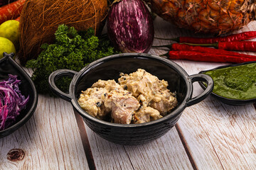 Chicken tikka with cream sauce