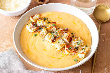 Cheese cream soup with croutons. Healthy food. Vegetarian food.