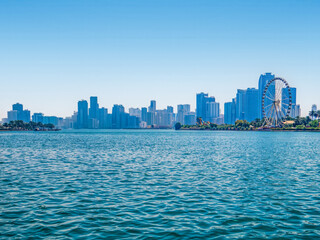 Naklejka premium View from the Al-Majaz embankment to the lake, Al-Montazah Park. UAE. Sharjah