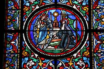 Vitraux médiévaux de la cathédrale de Dijon. France