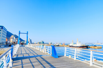 春の門司港レトロの街並み　福岡県北九州市　Retro Mojiko Streets in Spring. Fukuoka Pref, Kitakyusyu City.