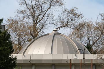 Obraz premium Roof of the building of the scientific observatory