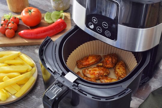 Cooking in an air fryer without oil