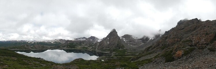 Panoramas of Patagonia while backpacking
