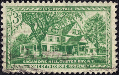 Vintage U.S. postage stamp featuring Sagamore Hill, the home of Theodore Roosevelt in Oyster Bay, New York. Issued in 1953 to honor the 26th U.S. president and his legacy.