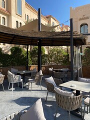 Poolside Lounge Chairs for Ultimate Relaxation”