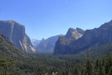 View of Yosemite Valley from Tunnel View in Yosemite National Park