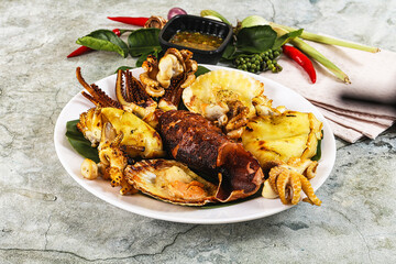 Asian grilled seafood mix plate