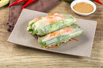 Vietnamese spring roll with prawn and salad