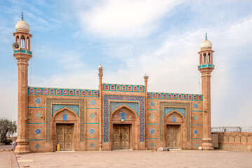 Obraz premium View at the Tomb of Rukn-e-Alam in the streets of Multan town - Pakistan