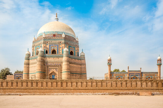 View at the Tomb of Rukn-e-Alam in the streets of Multan town - Pakistan