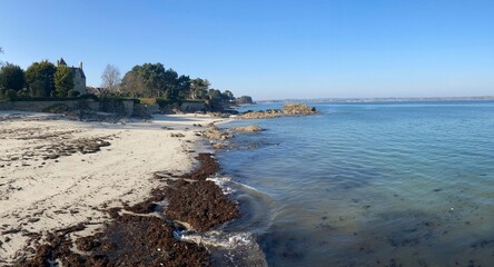 Beig-Meil au long de la côte en Bretagne Cornouaille Finistère France	