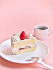 いちごショートケーキとコーヒー