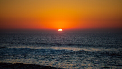 Golden Sunset Over a Tranquil Ocean Horizon Captured in Stunning Detail
